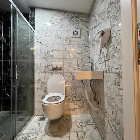 Hotel Taksim Goekotta 3*