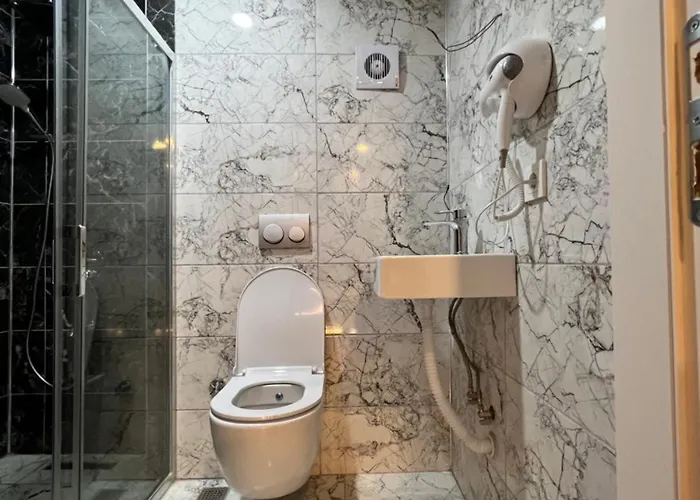 Hotel Taksim Goekotta 3*